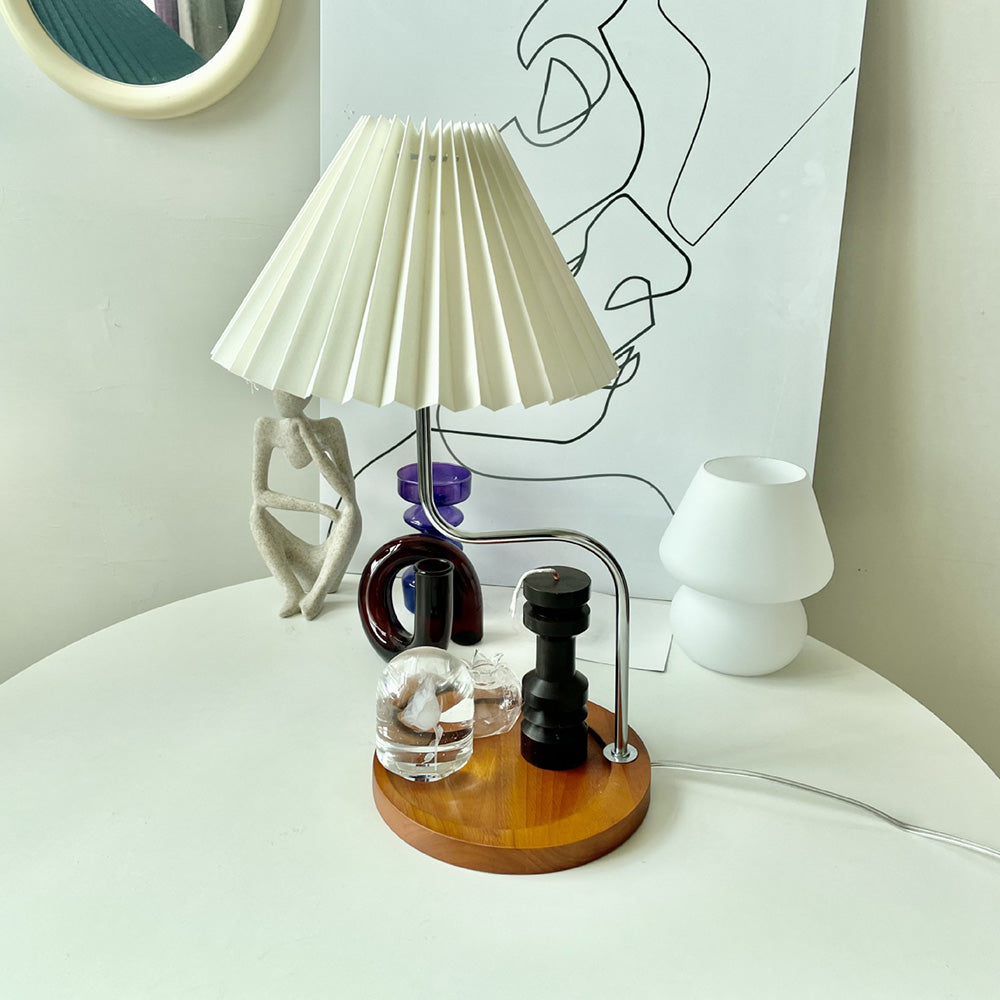 Solid Wood Retro Creative Pleated Table Lamp