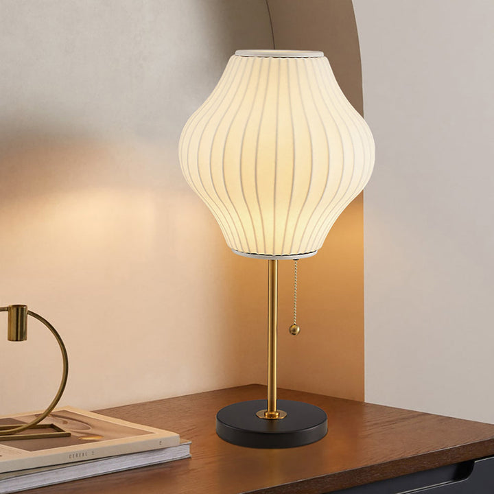 Classic Silk White Bedroom Bedside Table Lamp