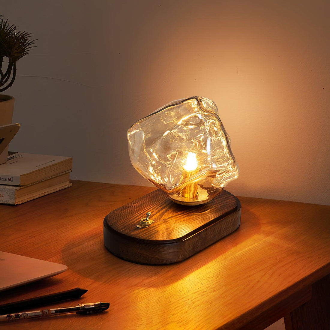 Modern Ice Stone Glass Bedroom Table Lamp