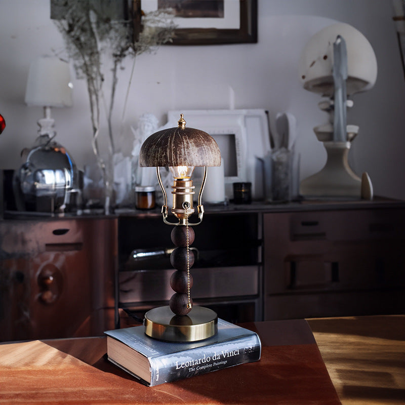 Retro Coconut Shell Decor Table Lamp